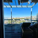View - Presidential *
