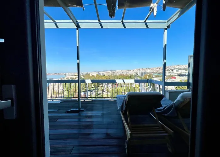 View - Presidential *