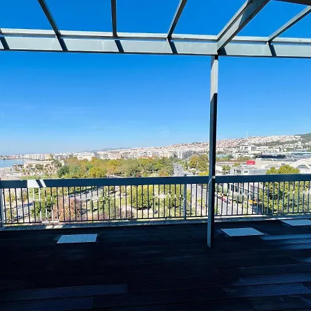 Apartment View - Presidential